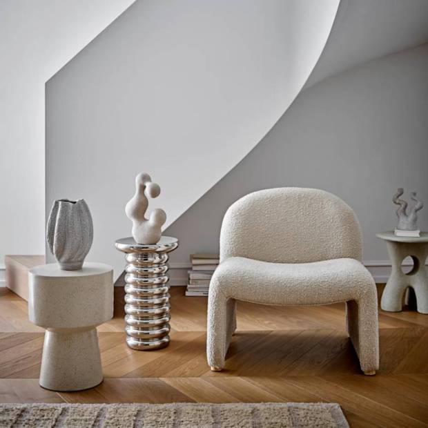 Chaise Neel