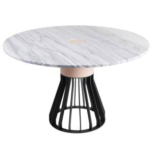 Table Mewoma